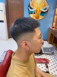 -贝勒爷专业男发