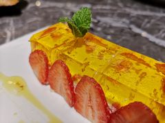 香滑桂花玫瑰冻-港丽餐厅