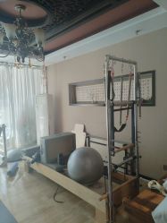 -威思丽高温瑜伽会馆