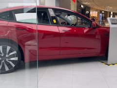 -TESLA 特斯拉(广州天环广场体验店)