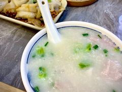 猪肉鱼片粥-银记肠粉店(市二宫店)
