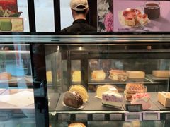 面包甜点陈列柜-星巴克(兰桂坊店)