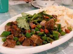 锅巴牦牛肉-小厨子私房菜·云南美食店
