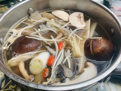 菌汤锅底-丽江庭院·云南野生菌·海鲜火锅(鼓楼四合院店)