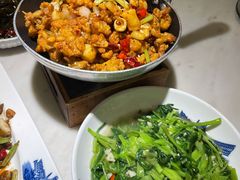 -小菜园新徽菜(镇江丹阳吾悦店)