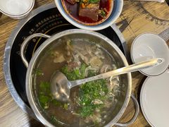-冯烫烫跷脚牛肉·川菜小馆(武胜西街店)