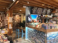 -猫的天空之城概念书店(丽江古城饮玉巷店)