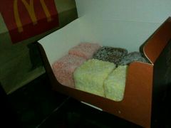 lamington-麦当劳(中山公园龙之梦店)