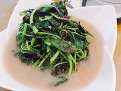 -邻家小馆(银都店)