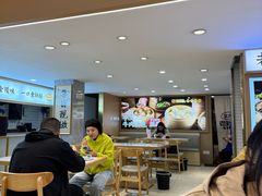-老新隆牛肉锅贴(新街口店)
