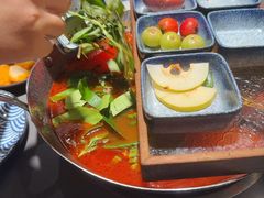 -楠小云·云南鲜菌·鲜牛自助火锅(九眼桥店)