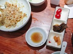 -裕兴记•蟹黄面馆(人民广场店)