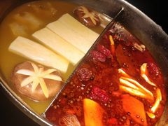 -湊湊火锅·茶憩(新中关购物中心店)