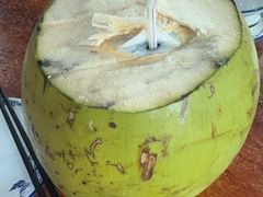 -黄记四更烤乳猪店