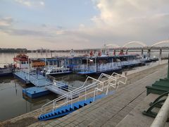 -人民防洪胜利纪念塔