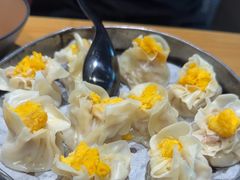 蛋黄鲜肉烧麦-真真鲜馄饨店(启蒙路店)