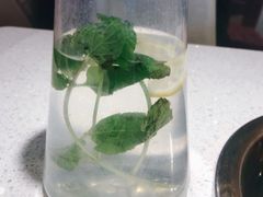 -老佛爷铜炉蛙锅(海岸城店)