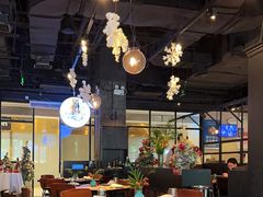 -Carbon莫卡哆·意大利复古集市餐厅(杭州大厦店)