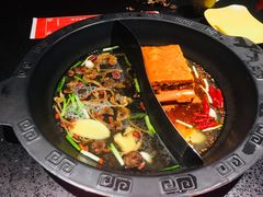 -宽板凳老灶火锅(外馆斜街店)