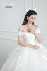 -Lady  Jane高端婚纱礼服馆