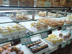 -新月蛋糕西点专卖店(大麦街店)