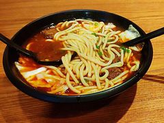 香辣牛杂粉粉-鑫花溪牛肉米粉(文星广场店)