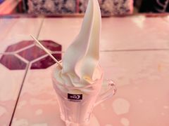 -古老冰山特色冰淇淋店(艾提尕尔店)