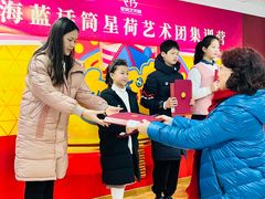 -蓝话筒·少儿成人演讲口才·主持朗诵·戏剧表演(大华第一坊店)