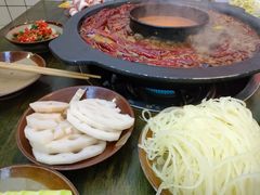 -黄潇洒老火锅(九眼桥宏济巷店)