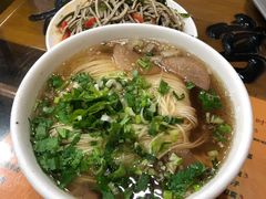 -东方宫·中国兰州牛肉拉面(三里屯店)