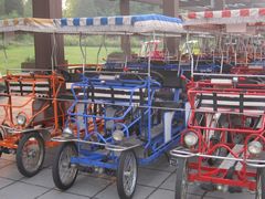 IMG_4893-奥林匹克森林公园南门-停车场