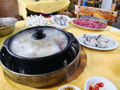 -濠轩阁特色生蚝火锅(水湾路店)