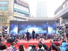 -COCO  BOMB国际流行音乐(爱琴海校区)