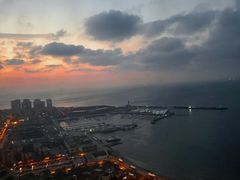 -青岛五四广场海景美仑国际公寓酒店