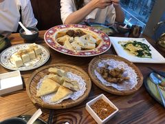 -塔哈尔·新疆盛宴(城西银泰店)