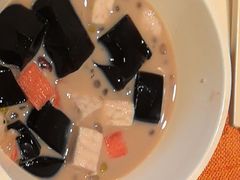 -亚龙湾希尔顿自助餐厅·海鲜·烧烤·沙滩BBQ·现场乐队
