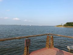 -上海滴水湖皇冠假日酒店