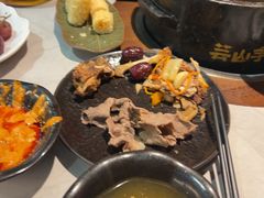 -芸山季·云南山珍菌火锅(人民广场来福士店)