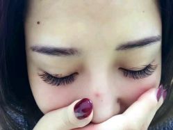 -吉吉靓甲美睫