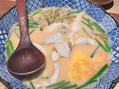 -荣家黄鱼面(前滩太古里店)