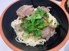 牛肉拌面-瞪眼牛煎包·大锅牛肉汤(懿德城店)