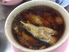炖鸡爪-红大哥水门鸡饭(總店)