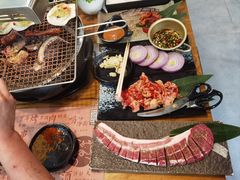 -合易泓烤肉·海肠捞饭(火车站店)