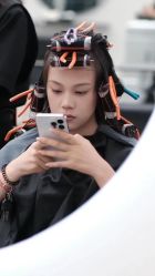 -十六番发型师事务所