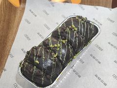 -罗森尼娜(德思勤店)