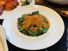 蒜香秋葵-越宴(西施山路店)