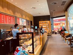 面包甜点陈列柜-星巴克(桂林国贸益华城店)