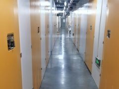 -安东易迷你自助仓储寄存仓库(顾戴路店)