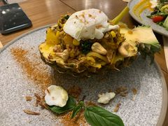 -Mark&Mars Restaurant
