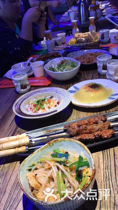 漫西游(万达广场店)-羊肉串图片-西宁美食-大众点评网